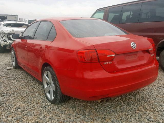 3VWDX7AJ9BM065889