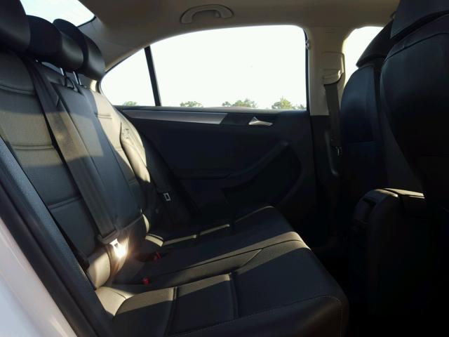 3VWDB7AJ5JM259848