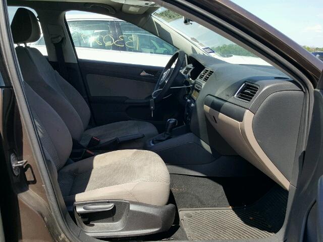 3VW2K7AJ8BM395013