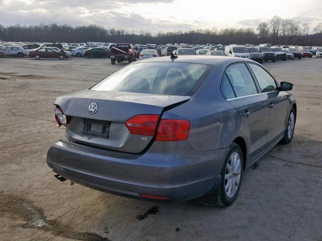 3VWD17AJ9EM429685