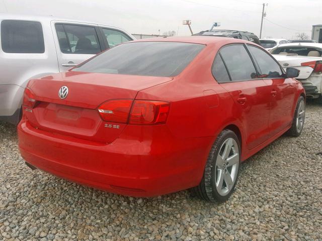 3VWDX7AJ9BM065889