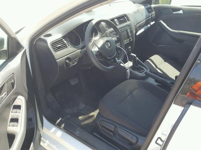 3VW2K7AJXFM352380