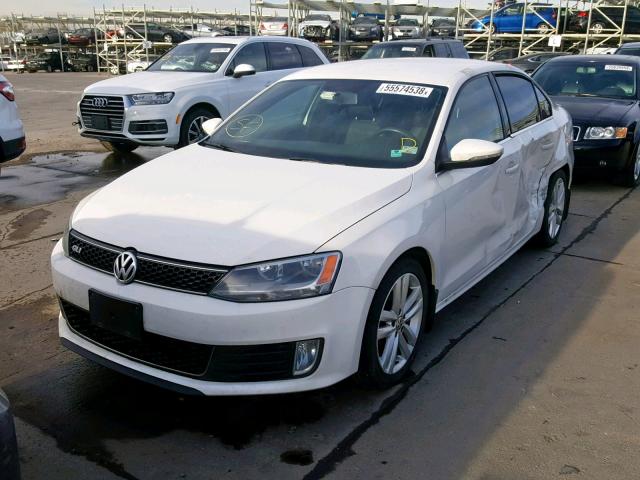 3VW5T7AJ3EM207268