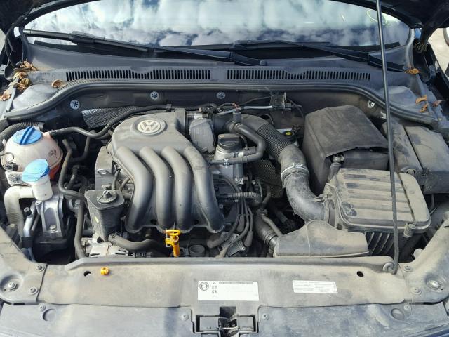 3VW1K7AJ9DM411976