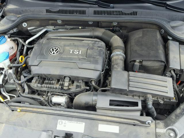3VWD17AJ8FM404570