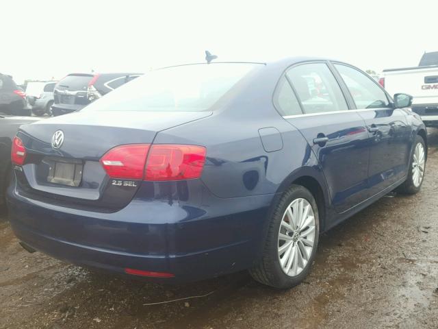 3VWLP7AJ8CM361726