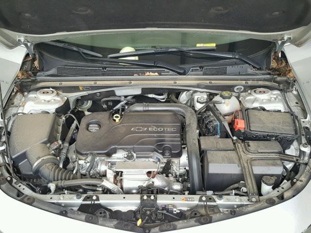 1G1ZB5ST5HF193673