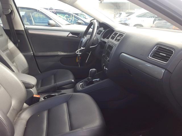 3VWDB7AJ2HM405746