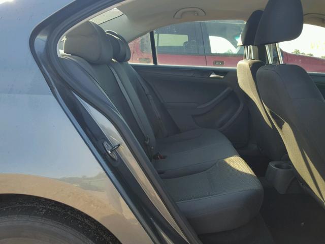 3VW2K7AJ1CM416270