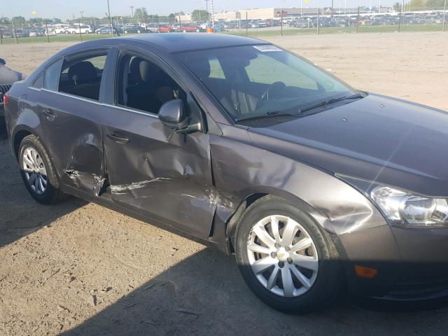 1G1PF5S90B7200627