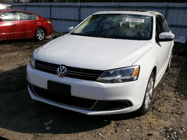 3VWB17AJ7EM329303