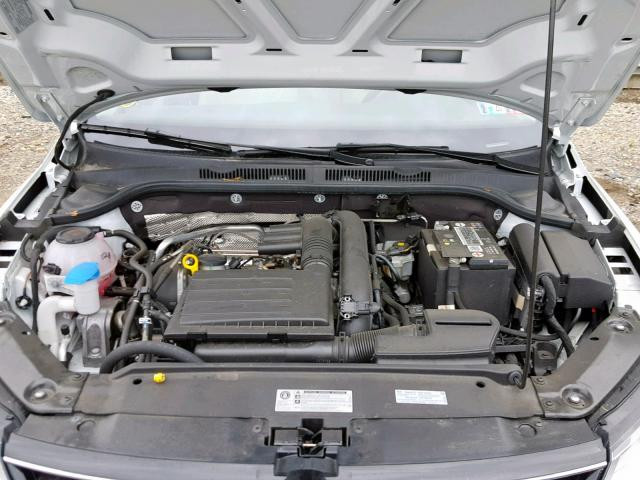 3VWDB7AJ8JM240517