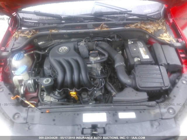3VW2K7AJ8DM228623