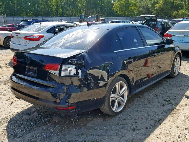 3VW4S7AJ4FM284733