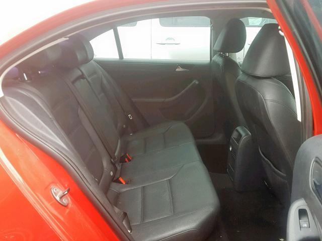 3VWDX7AJ9BM065889