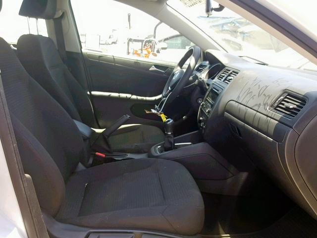 3VW1K7AJ5FM307570