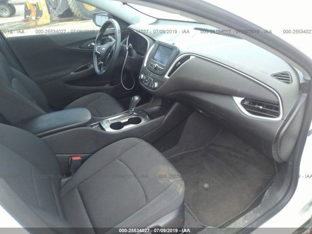 1G1ZB5ST3GF310021