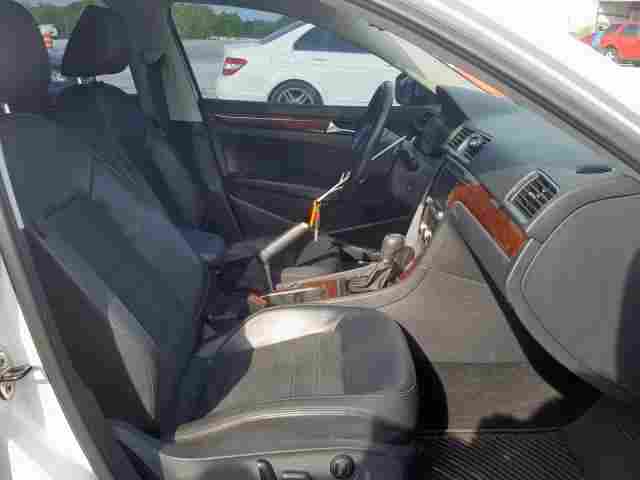 1VWCH7A37DC075528