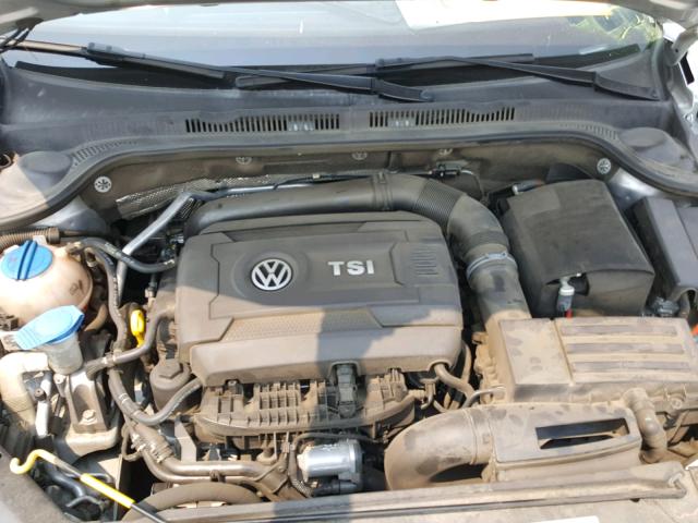 3VWD17AJ0FM240411