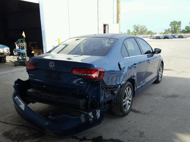 3VW2B7AJ8HM378690
