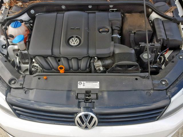 3VWDX7AJ1CM324411
