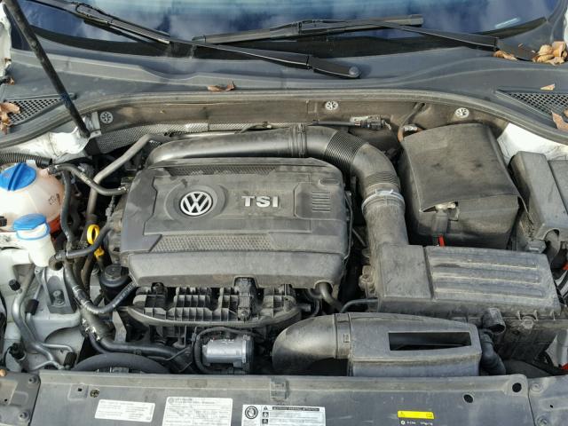 1VWAT7A38FC040828