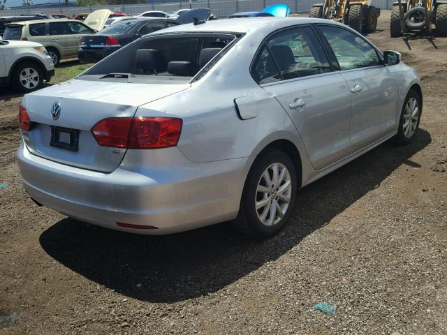 3VWD17AJ7EM430964