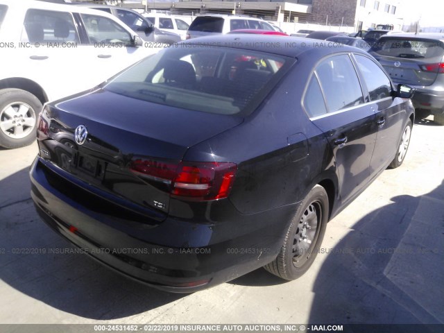 3VW2B7AJ7HM389485