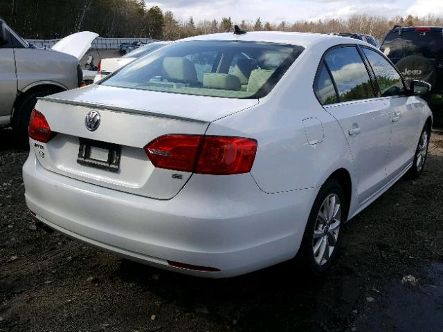 3VWB17AJ7EM329303