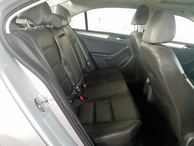 3VWD67AJ2GM227307