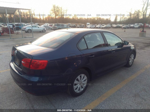 3VW2K7AJ8BM******