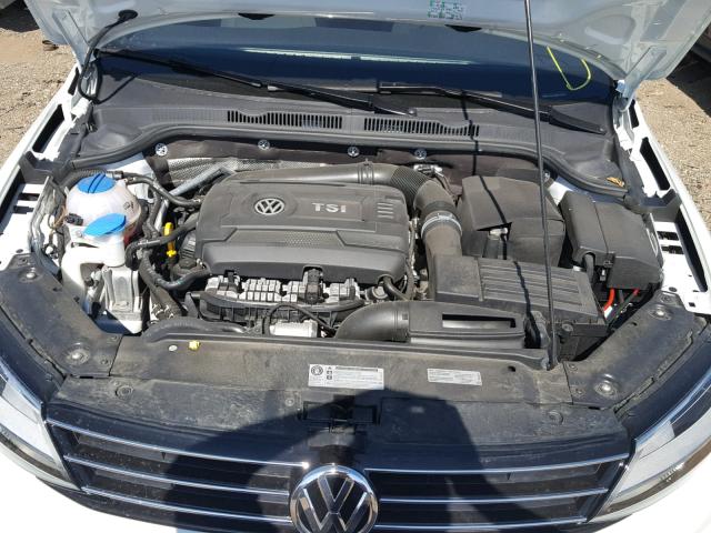 3VWD17AJ1GM412706
