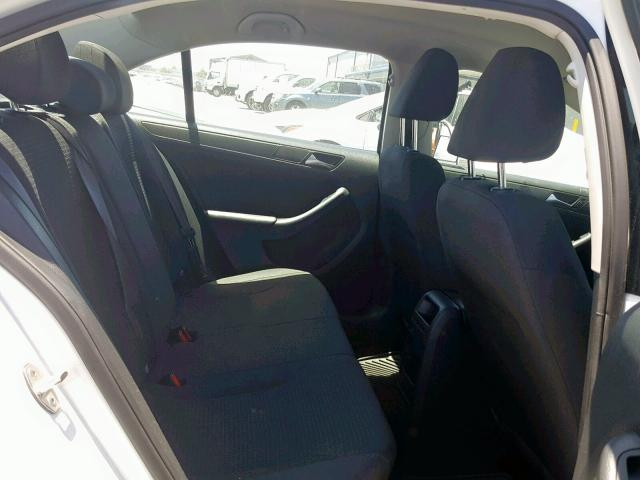 3VW1K7AJ5FM307570