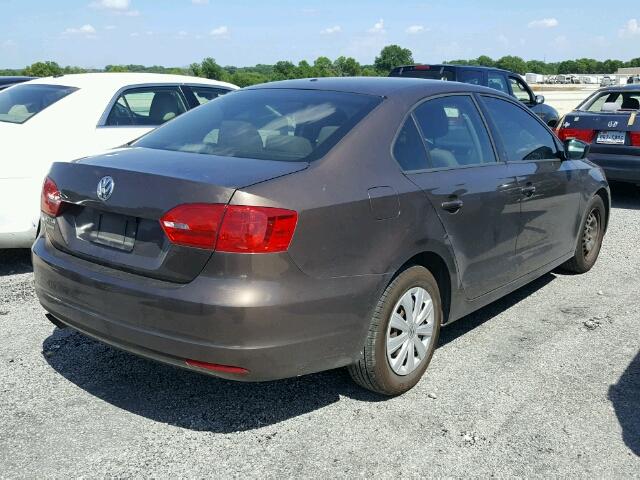 3VW2K7AJ8BM395013