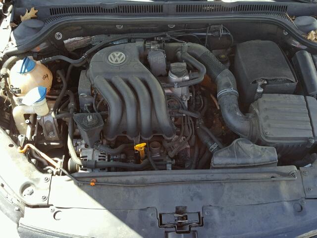3VW2K7AJ8BM395013